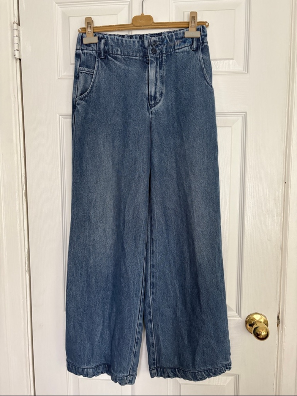 YFB Classic Wide-Leg Women's Jeans elastic back waist size small